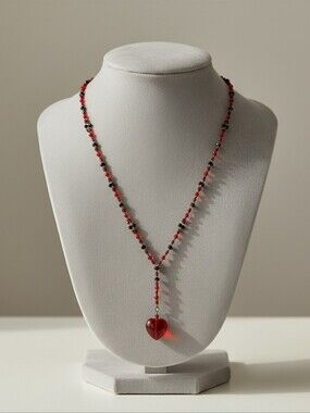 NWT Beaded Red and Black Necklace